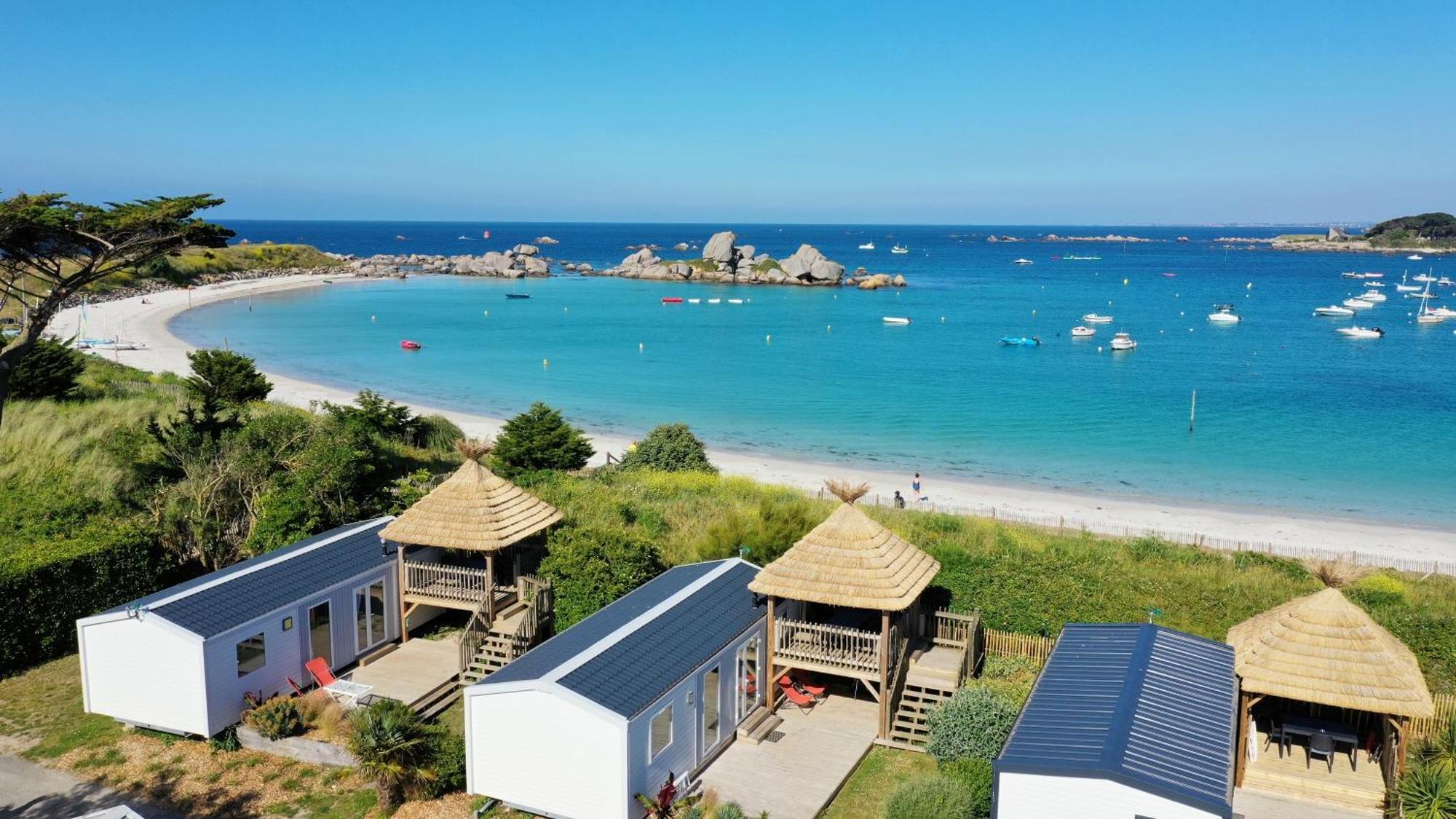 Camping De La Cote Des Legendes ブリニョガン・プラージュ エクステリア 写真
